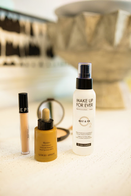 Mandy Davis MUA shares her everyday makeup tips, featured by top US life and style blog, Hello! Happiness