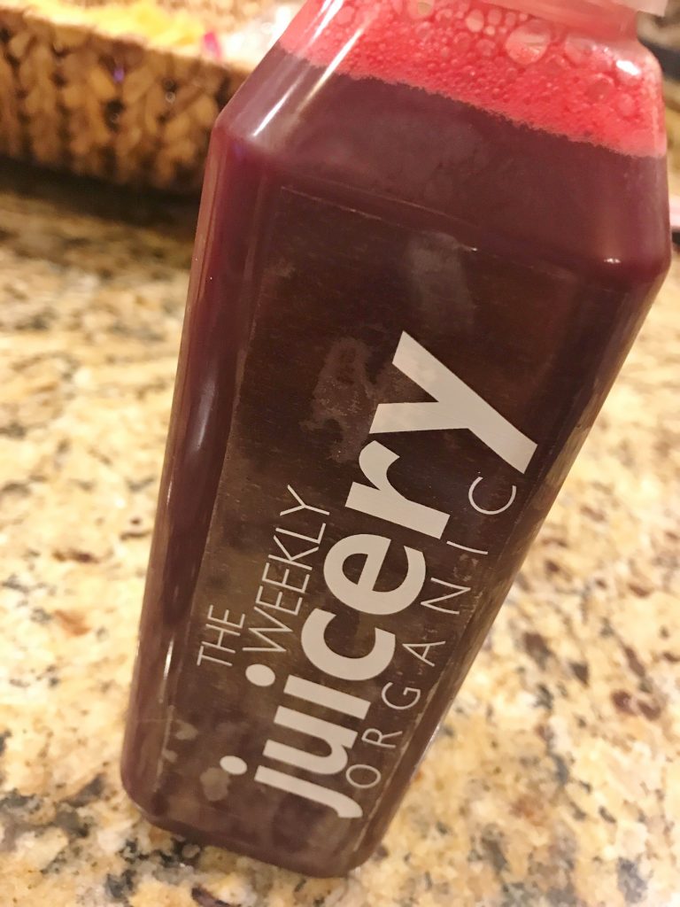 Weekly Juicery Cleanse review featured by top US lifestyle blog, Hello! Happiness