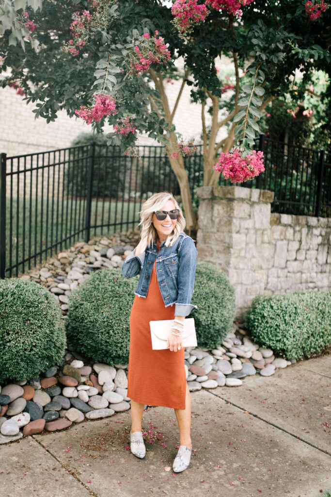 Independence Day Deals by popular Nashville life and style blog, Hello Happiness: image of Natasha Stoneking wearing a Able tank dress and Able ROJAS MULE. 