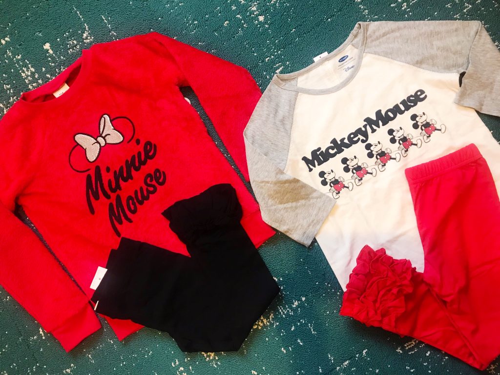 Disney World Tips and Tricks featured by top US lifestyle blog, Hello! Happiness