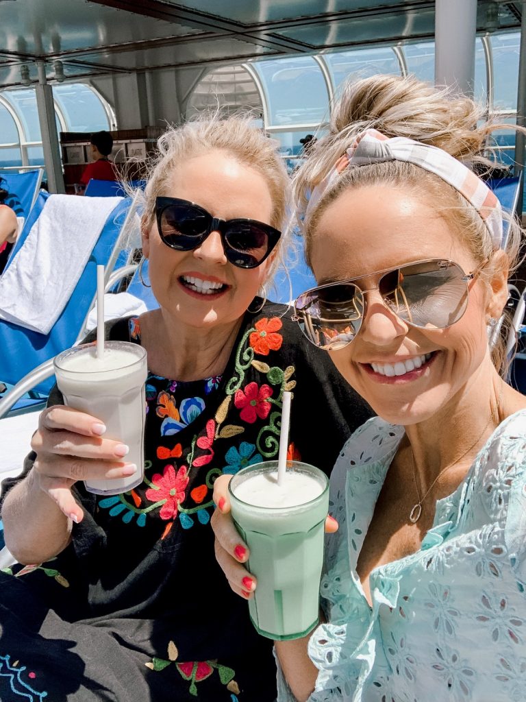 Disney Cruise Review... Set Sail with Mickey and Friends featured by top US travel blog, Hello! Happiness