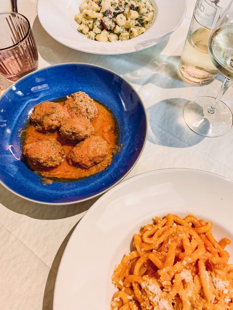 The Best Things to Do in Tuscany Italy featured by top US lifestyle blog Hello! Happiness