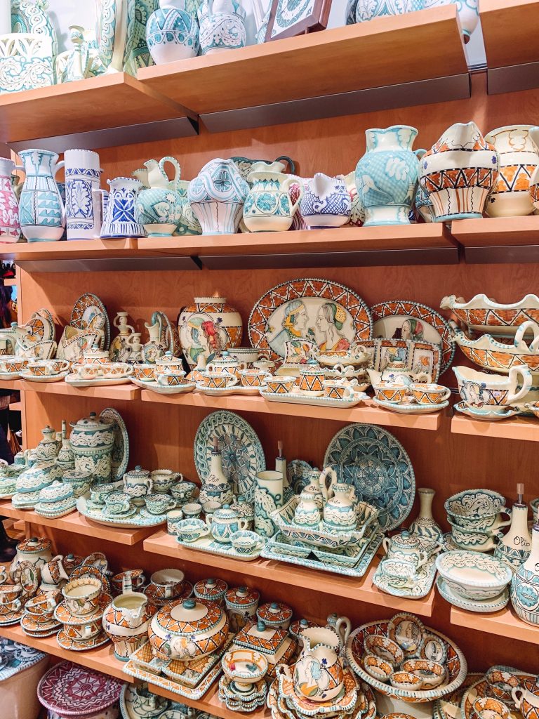 The Best Things to Do in Tuscany Italy featured by top US lifestyle blog Hello! Happiness