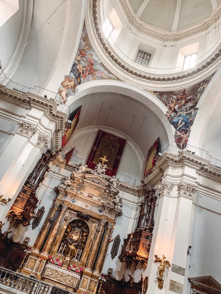 The Best Things to Do in Tuscany Italy featured by top US lifestyle blog Hello! Happiness