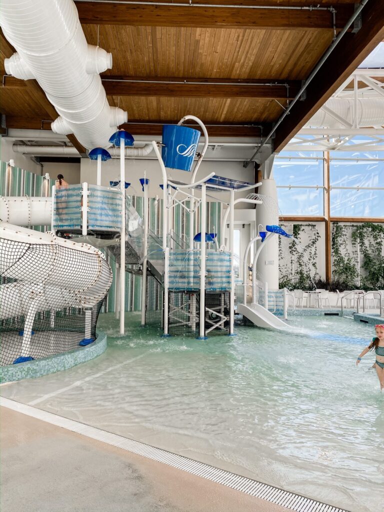 Gaylord Soundwaves by popular Nashville lifestyle blog, Hello Happiness: image of Gaylord Soundwaves. 