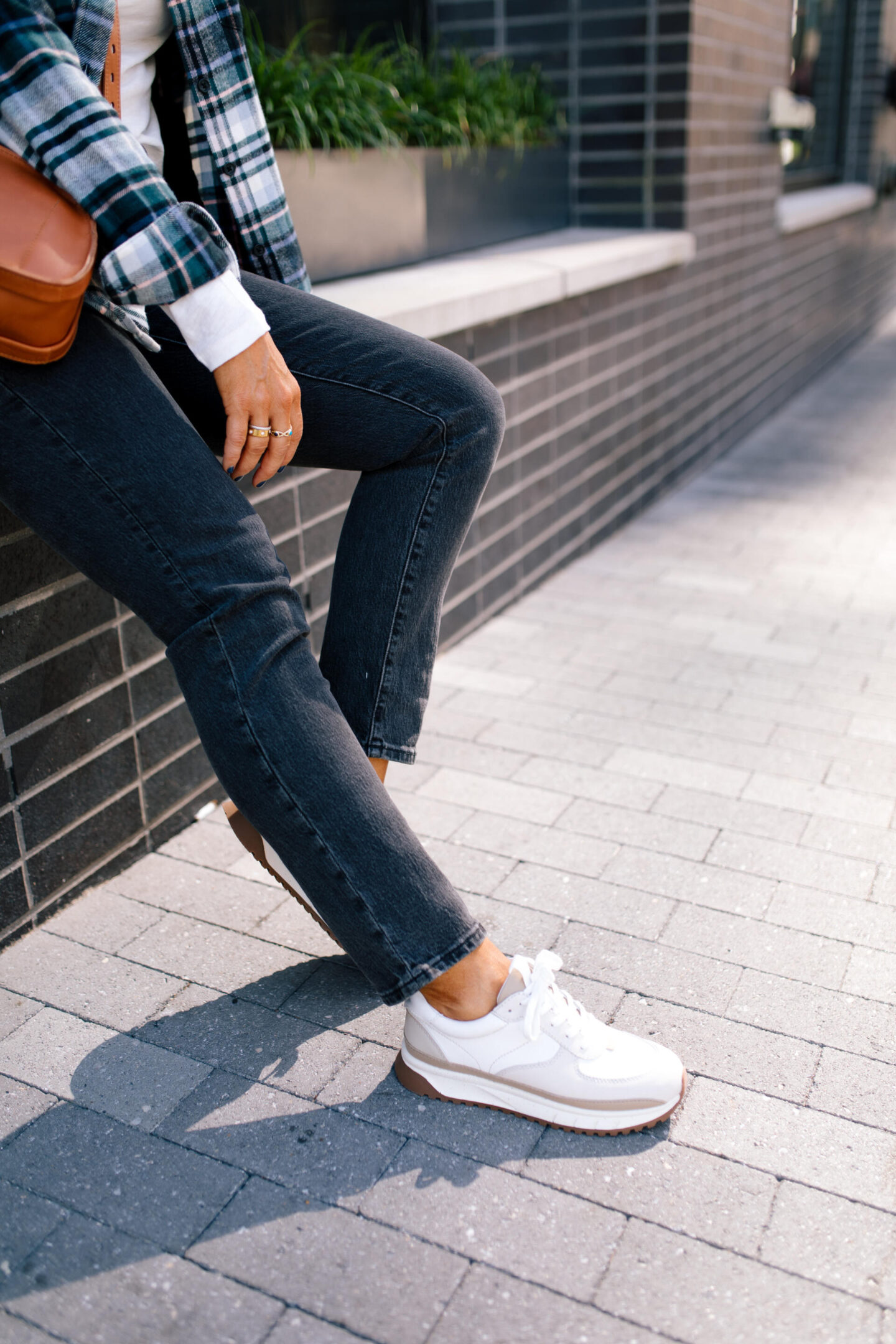 Black Friday Shopbop Deals featured by top Nashville mom fashion blogger, Hello Happiness.