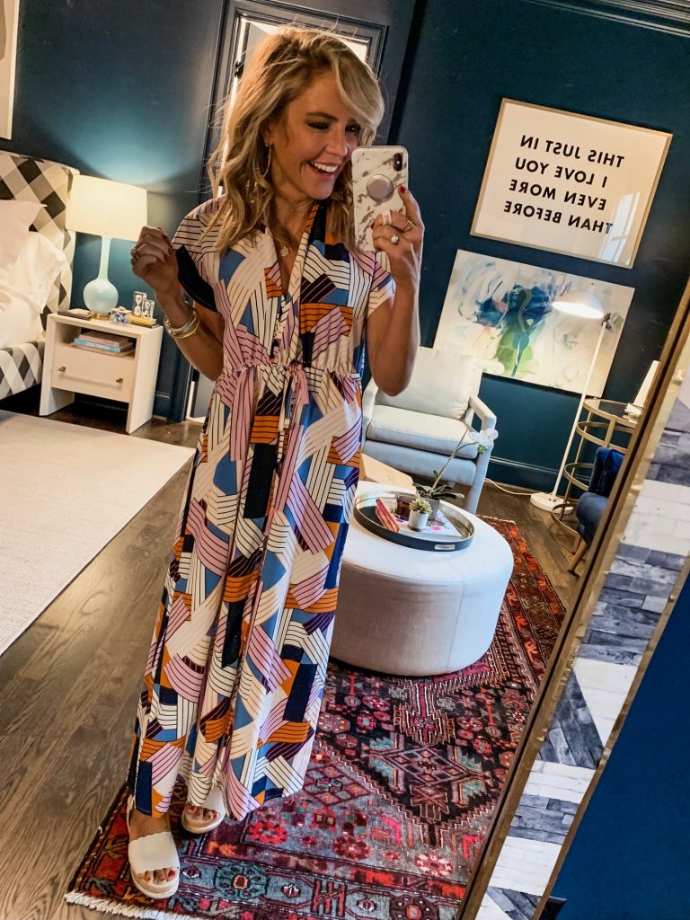 Amazon Favorites featured by top US fashion blog Hello! Happiness; Image of a woman wearing geo print kaftan from Amazon.