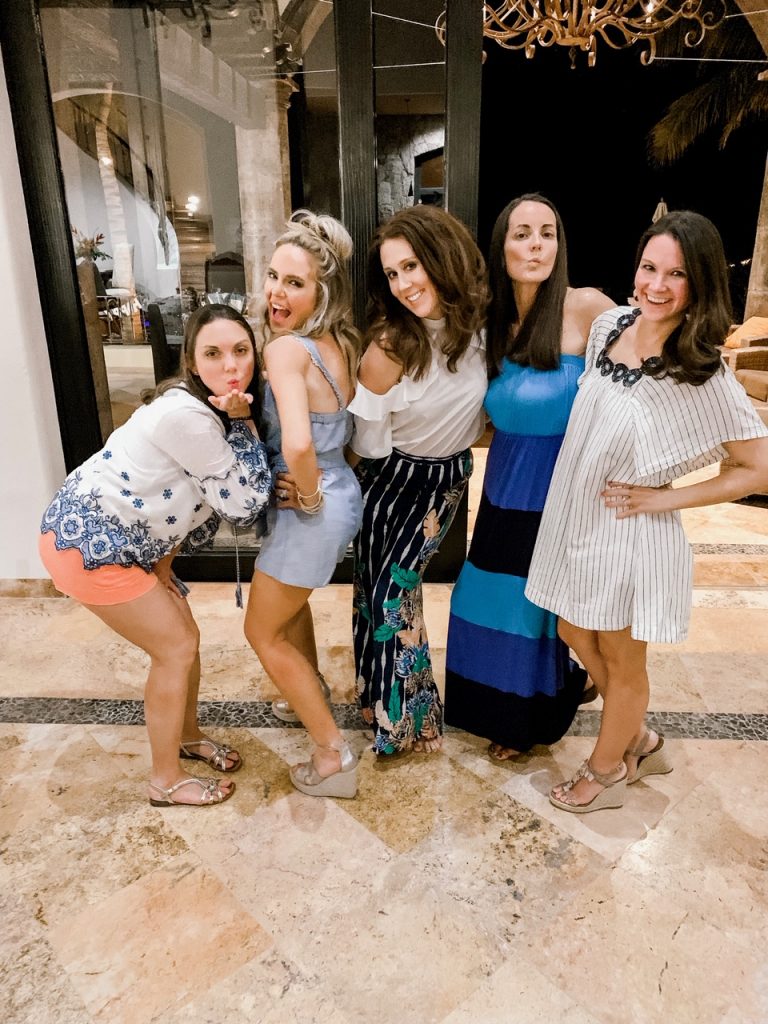 Things to Do in Cabo San Lucas featured by top US travel blog Hello! Happiness