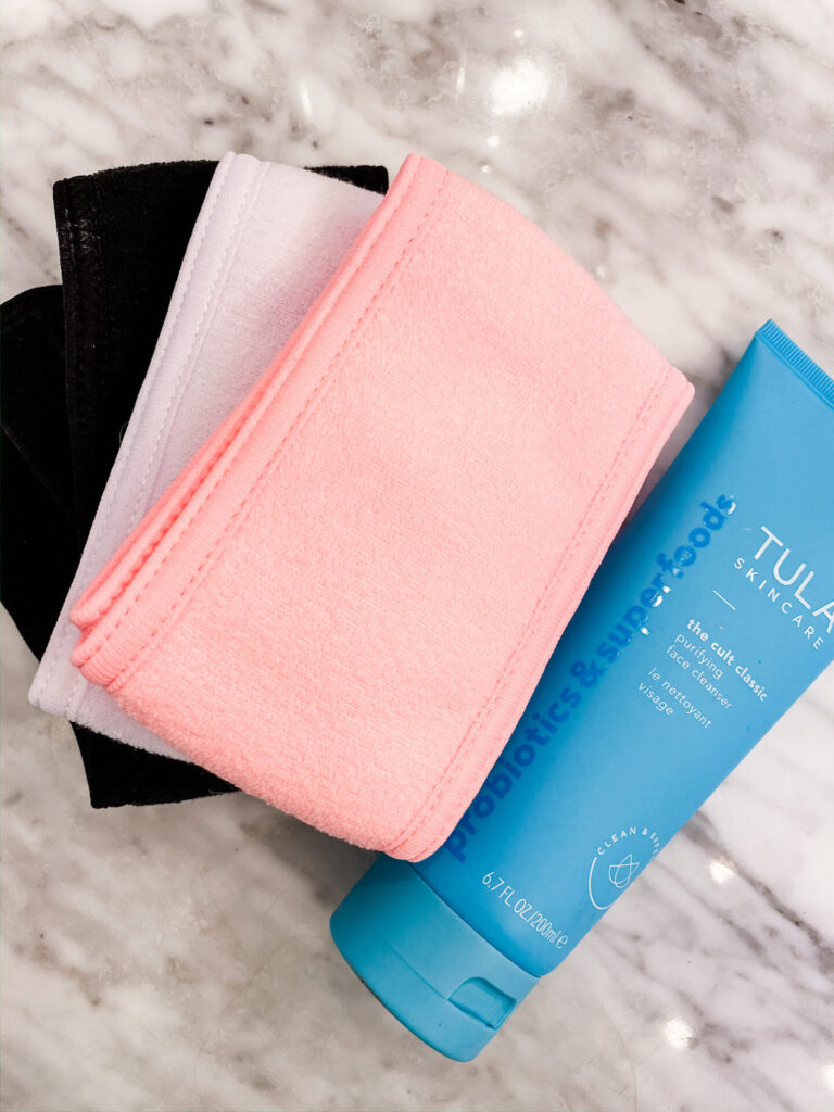 Favorite Things on Amazon by popular Nashville life and style blog, Hello Happiness: image of Spa Headbands. 