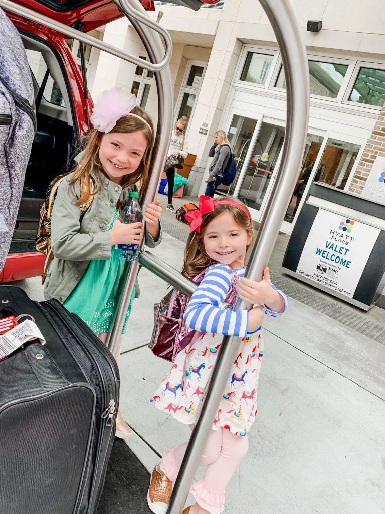 Charleston Travel Guide featured by top US travel blog Hello! Happiness