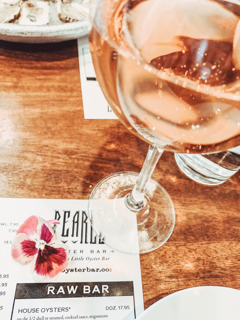 Charleston Travel Guide featured by top US travel blog Hello! Happiness