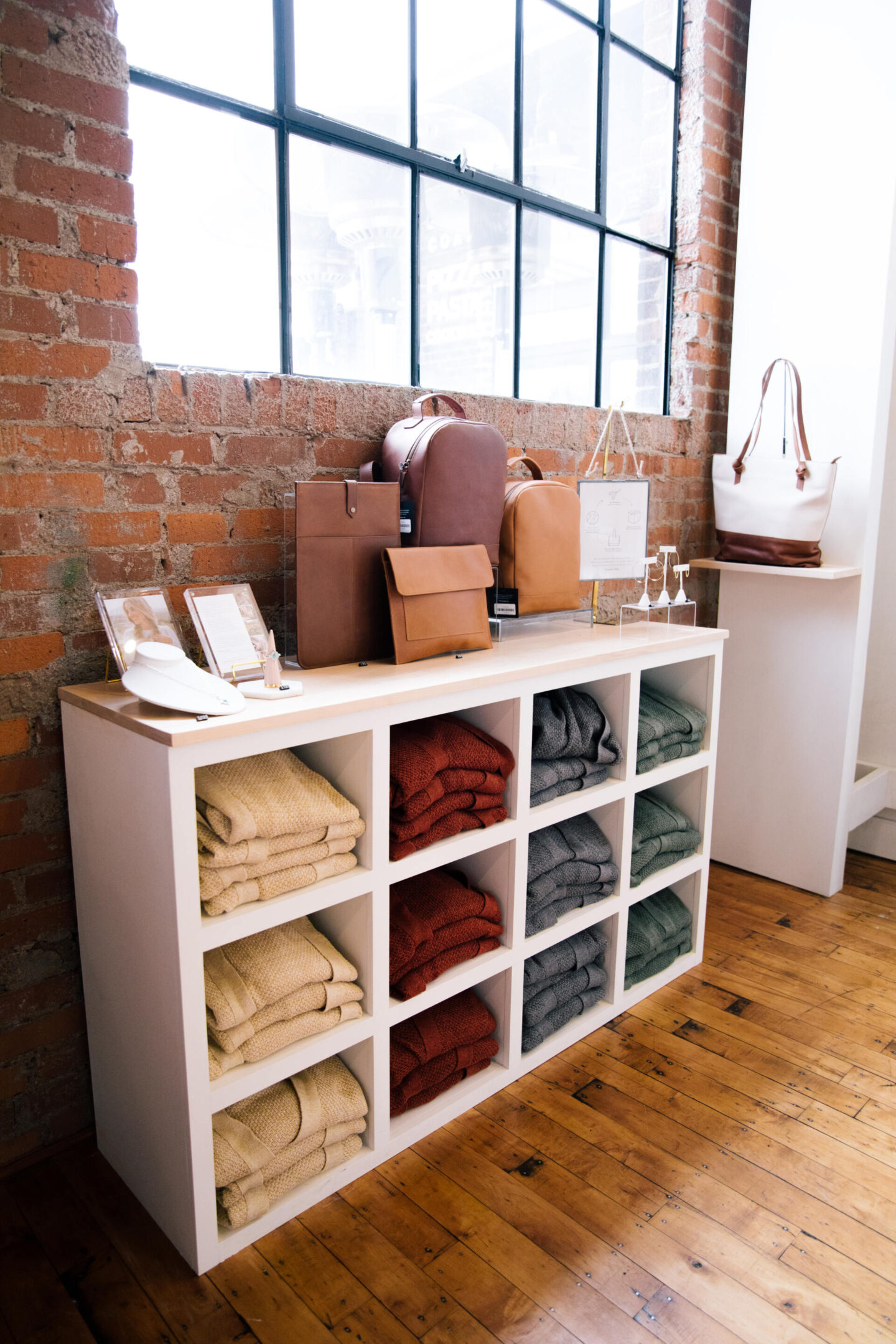 able nashville  reviewed by top Nashville fashion blogger, Hello Happiness.