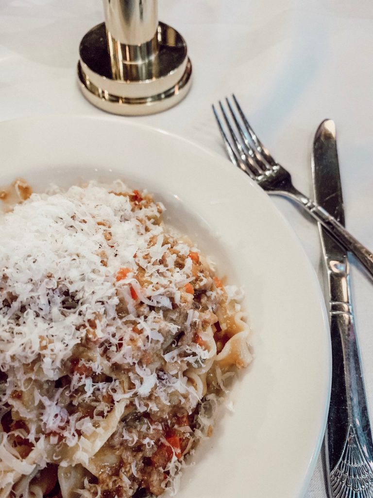 Charleston Travel Guide featured by top US travel blog Hello! Happiness