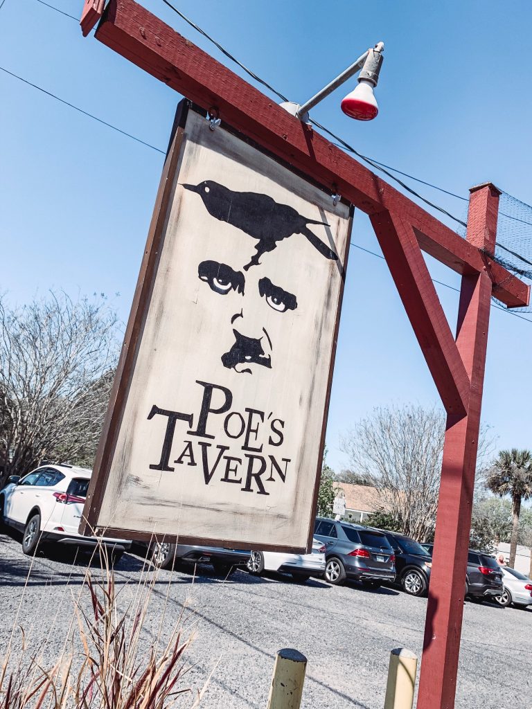 Charleston Travel Guide featured by top US travel blog Hello! Happiness