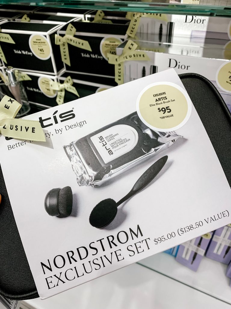 It's LIVE, The 2019 Nordstrom Anniversary Sale... First Look Favs + Dressing Room Diaries by popular Nashville fashion blog, Hello Happiness: image of Artis Black Brush Set.