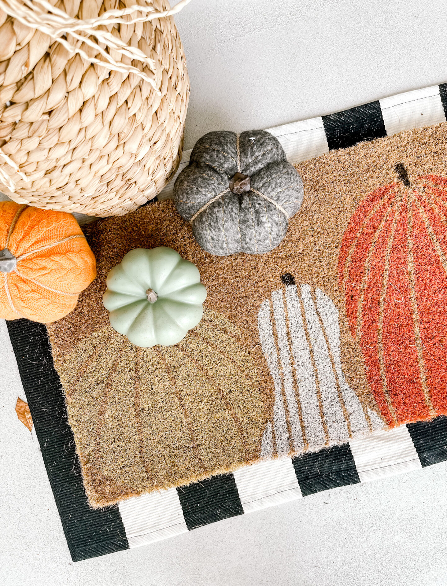 Cozy Fall Home Decor featured by top Nashville lifestyle blogger, Hello Happiness
