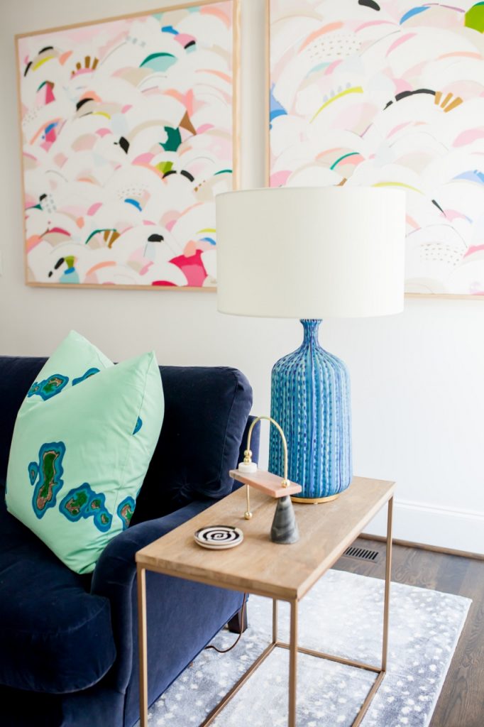 Contemporary living room designed by Kendall Simmons, featured by top US lifestyle blog, Hello! Happiness