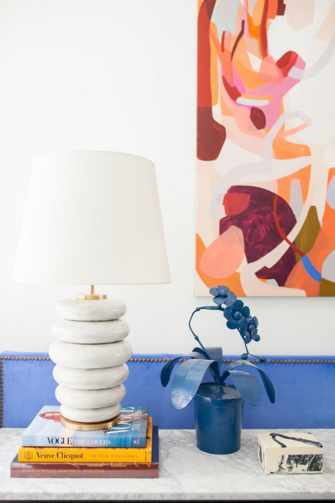 Contemporary living room designed by Kendall Simmons, featured by top US lifestyle blog, Hello! Happiness