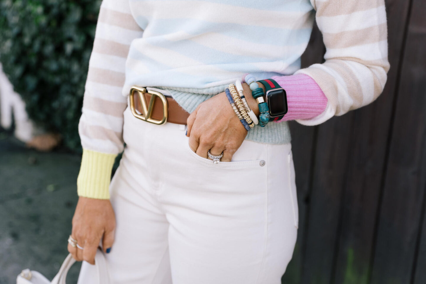 wide leg pants trend featured by top Nashville fashion blogger, Hello Happiness